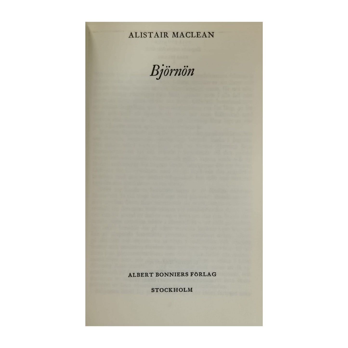 Alistair Maclean: Björnön